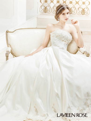 ラビアンローゼのウエディングドレス WEDDING DRESS|LAVEEN ROSE